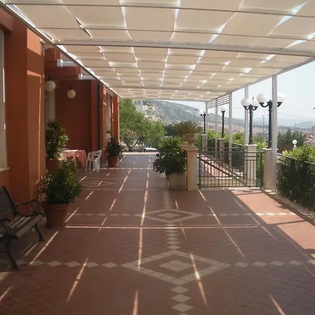 La Perla Del Gargano Hotel